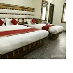 Pink City Backpackers